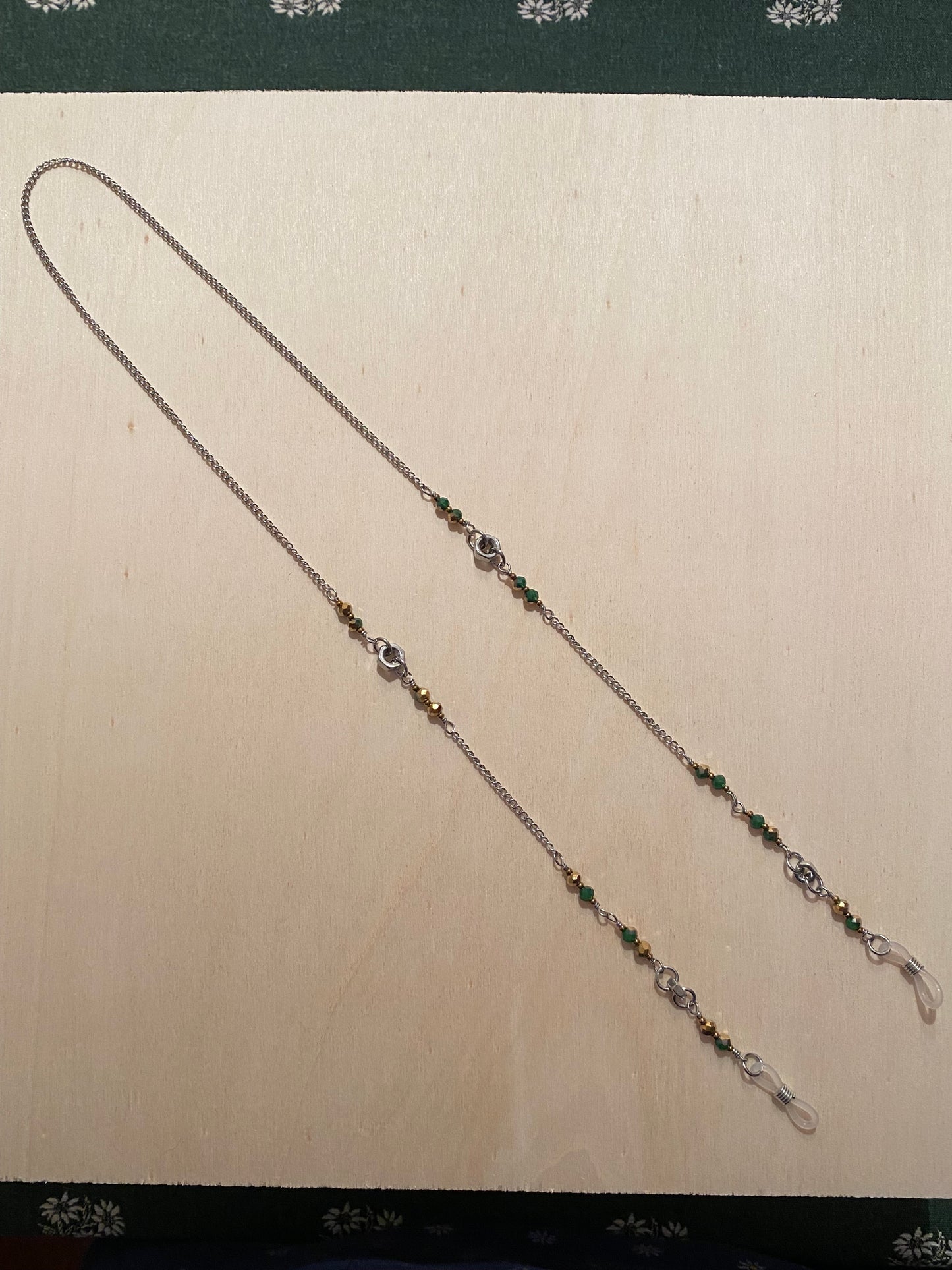 Catena per occhiali
