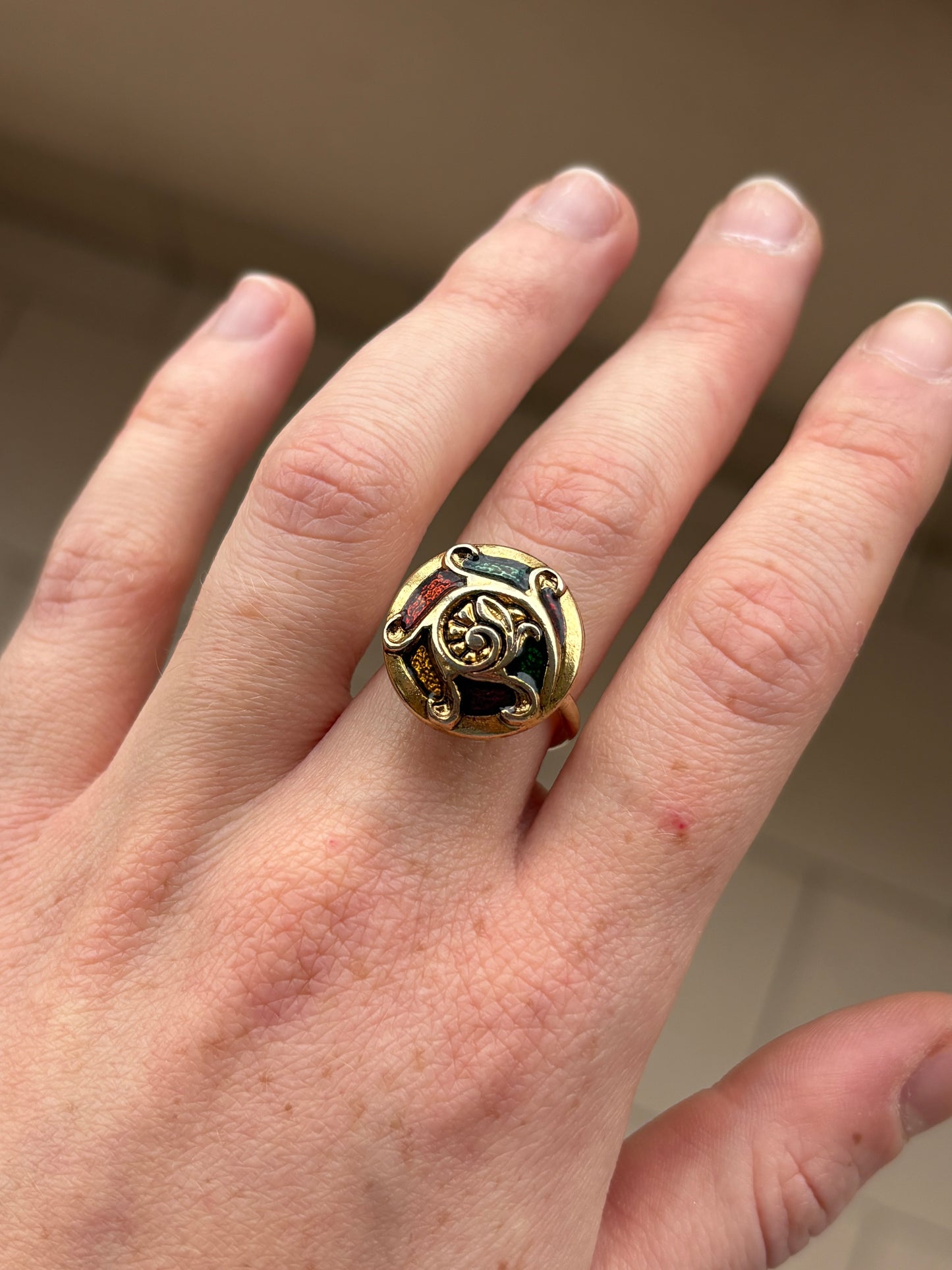Anello Bottone