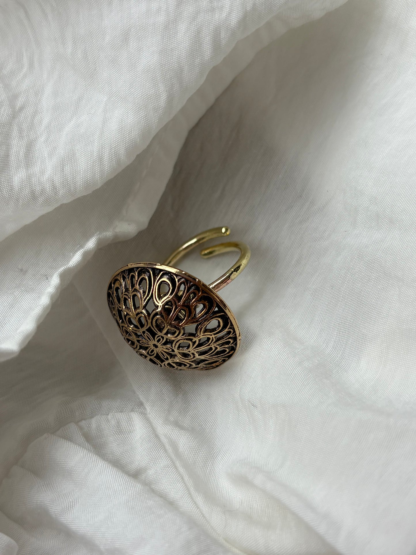 Anello Bottone