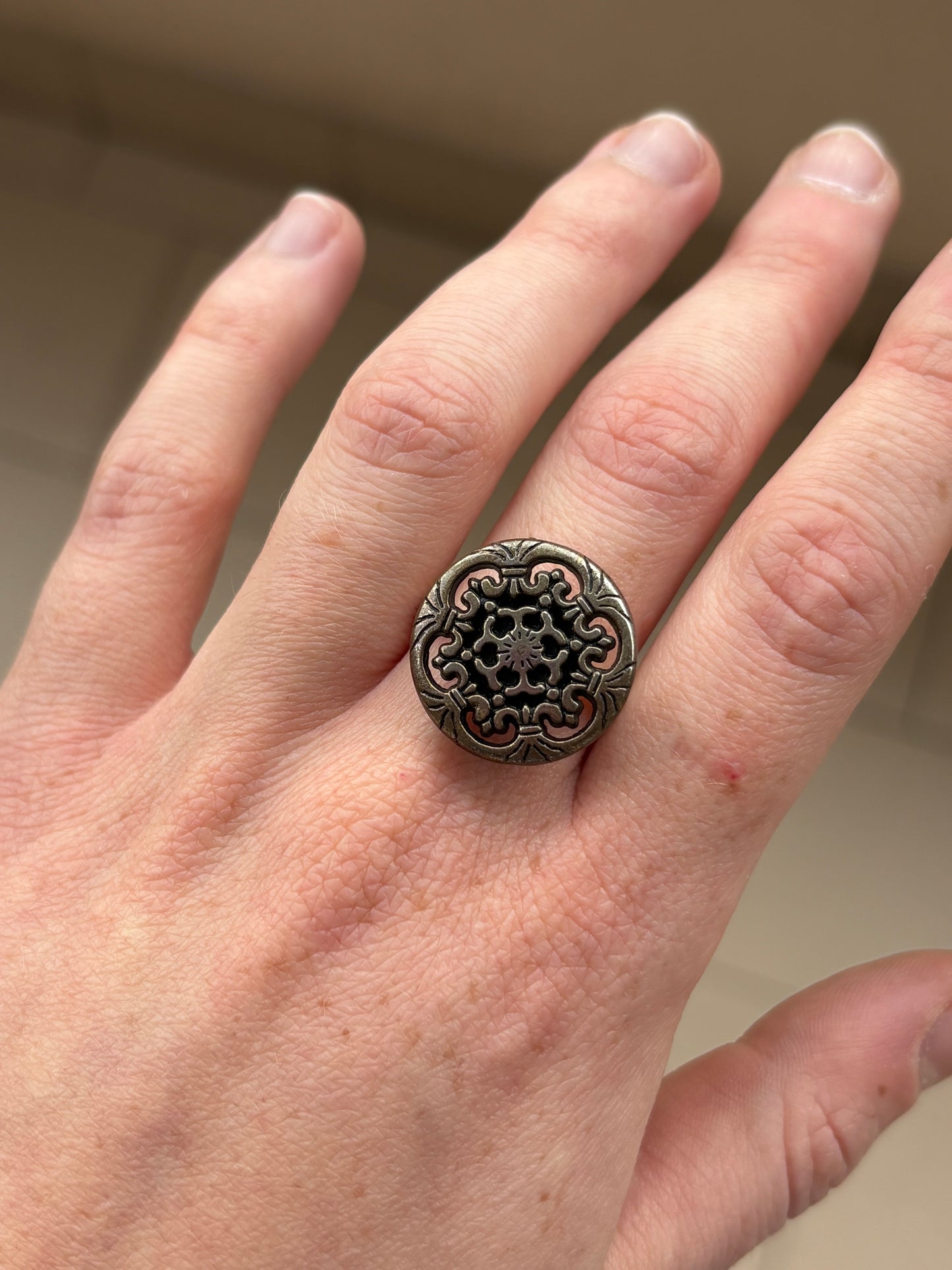 Anello Bottone