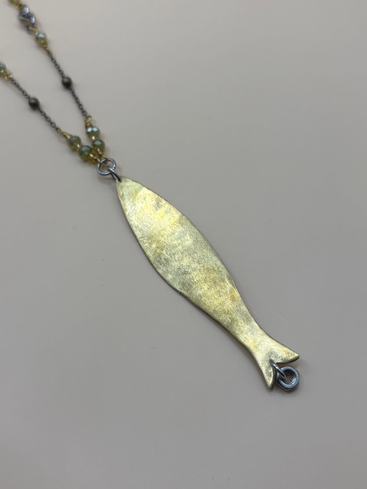 Collana Sardoncino con ciondolo a pesce in ottone