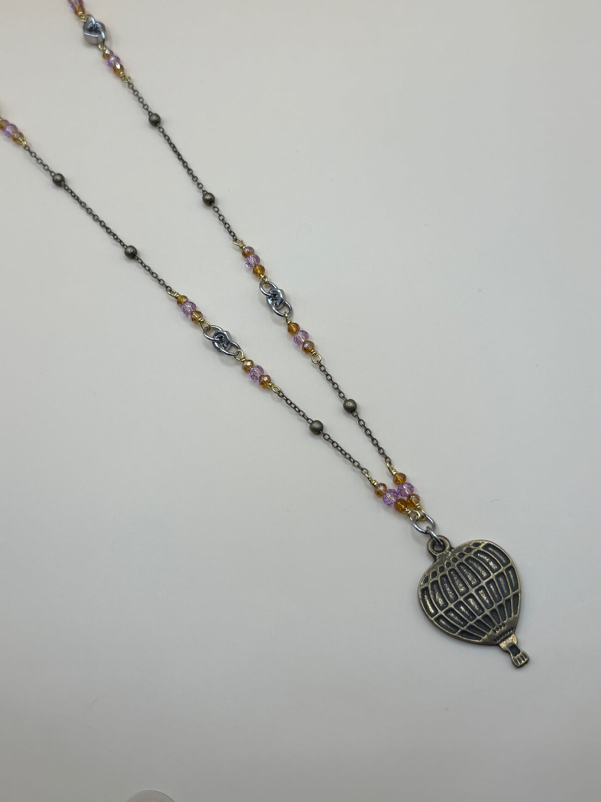 Collana Mongolfierina con ciondolo a mongolfiera e cristalli