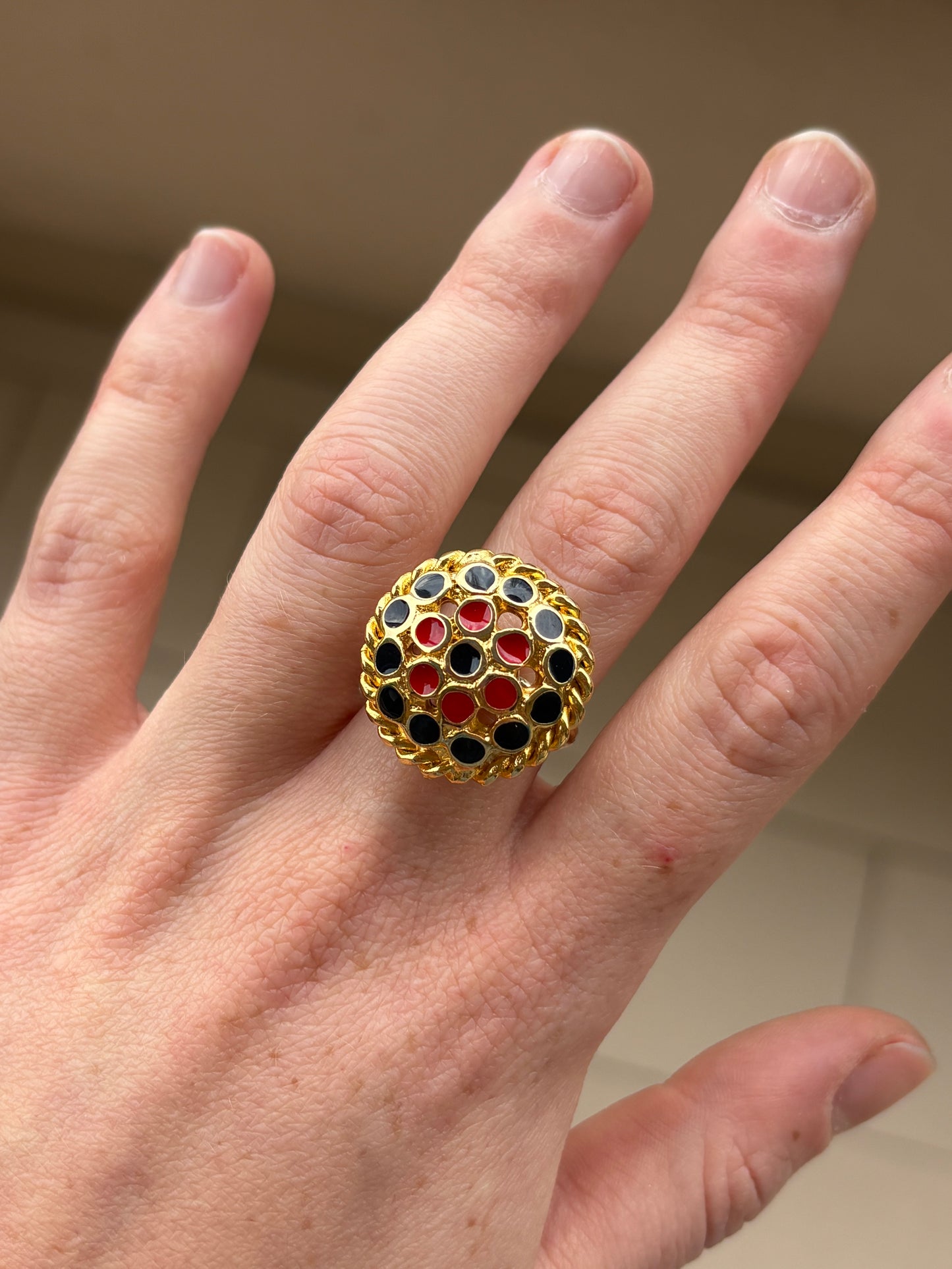 Anello Bottone