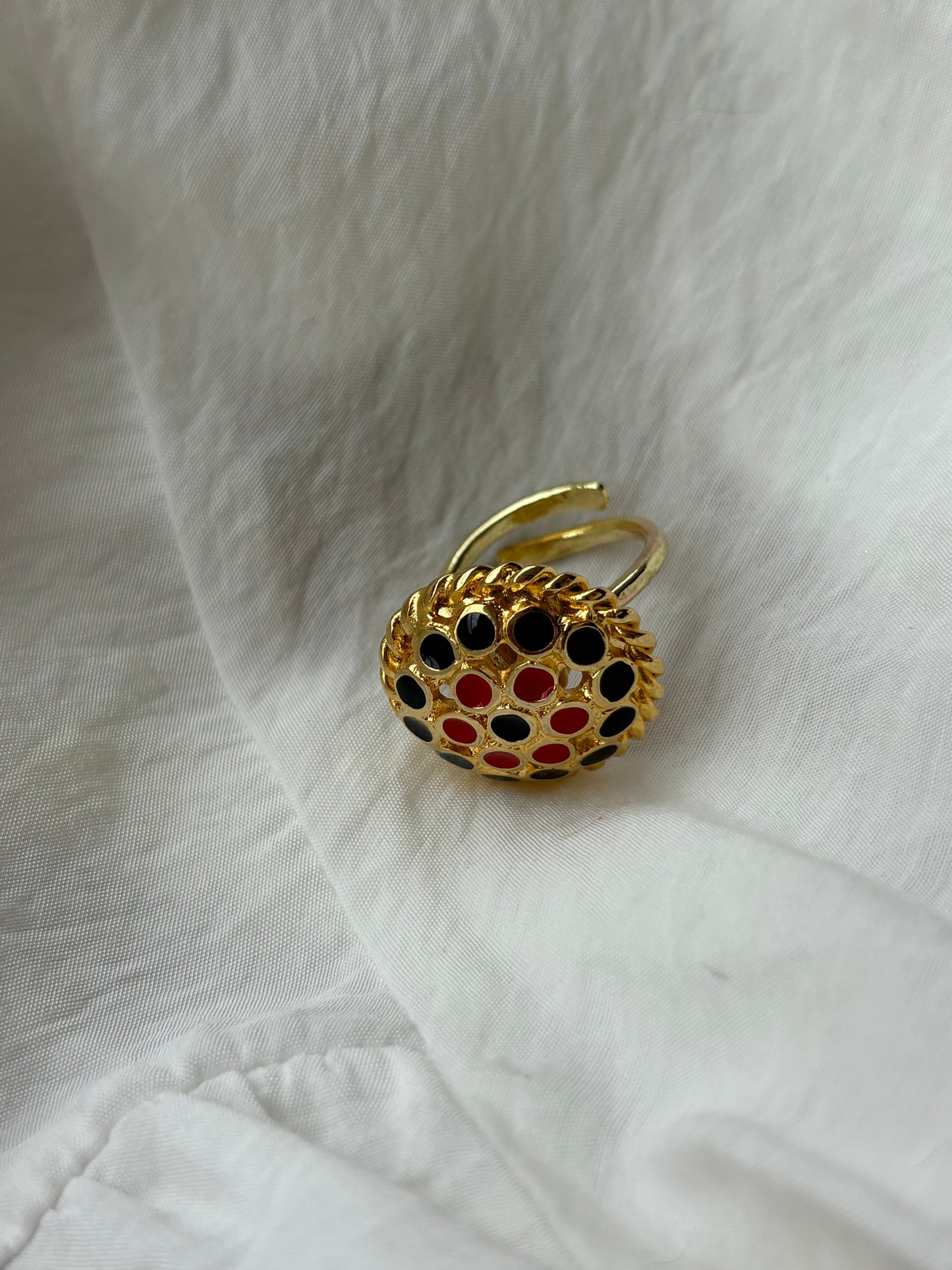 Anello Bottone
