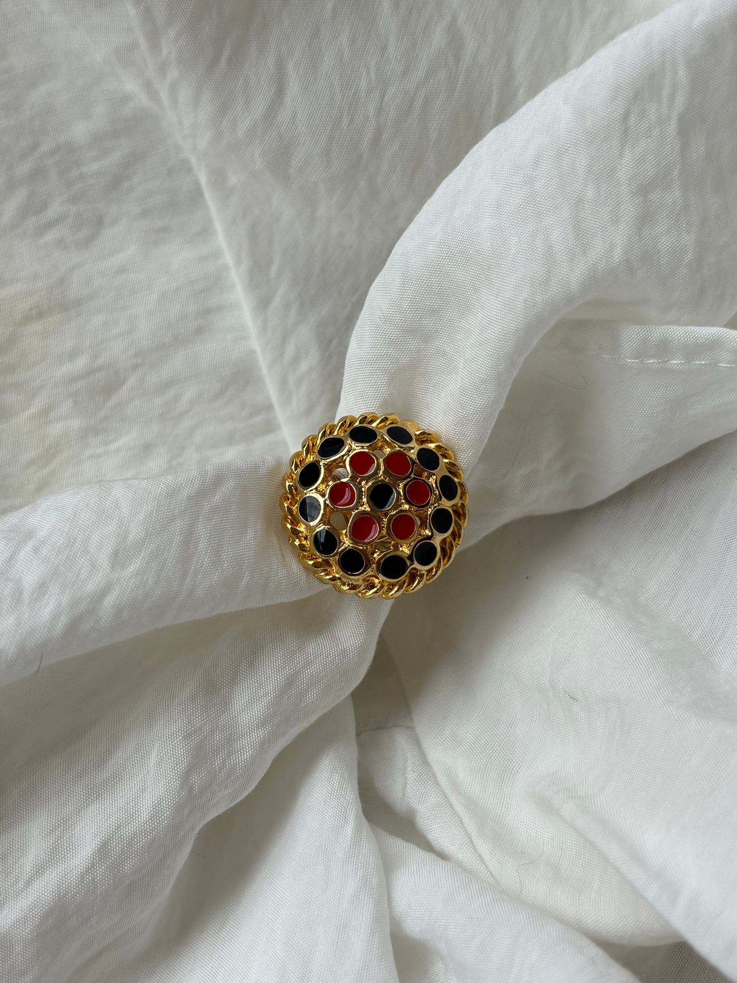 Anello Bottone